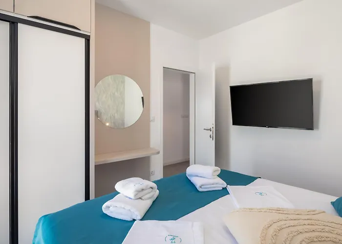 Tt With Sea View And Private Parking Lejlighed Makarska