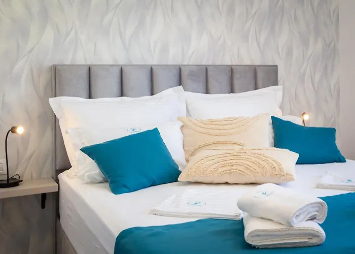 Lejlighed Tt With Sea View And Private Parking Makarska