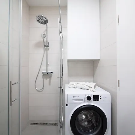 Tt With Sea View And Private Parking 아파트 *